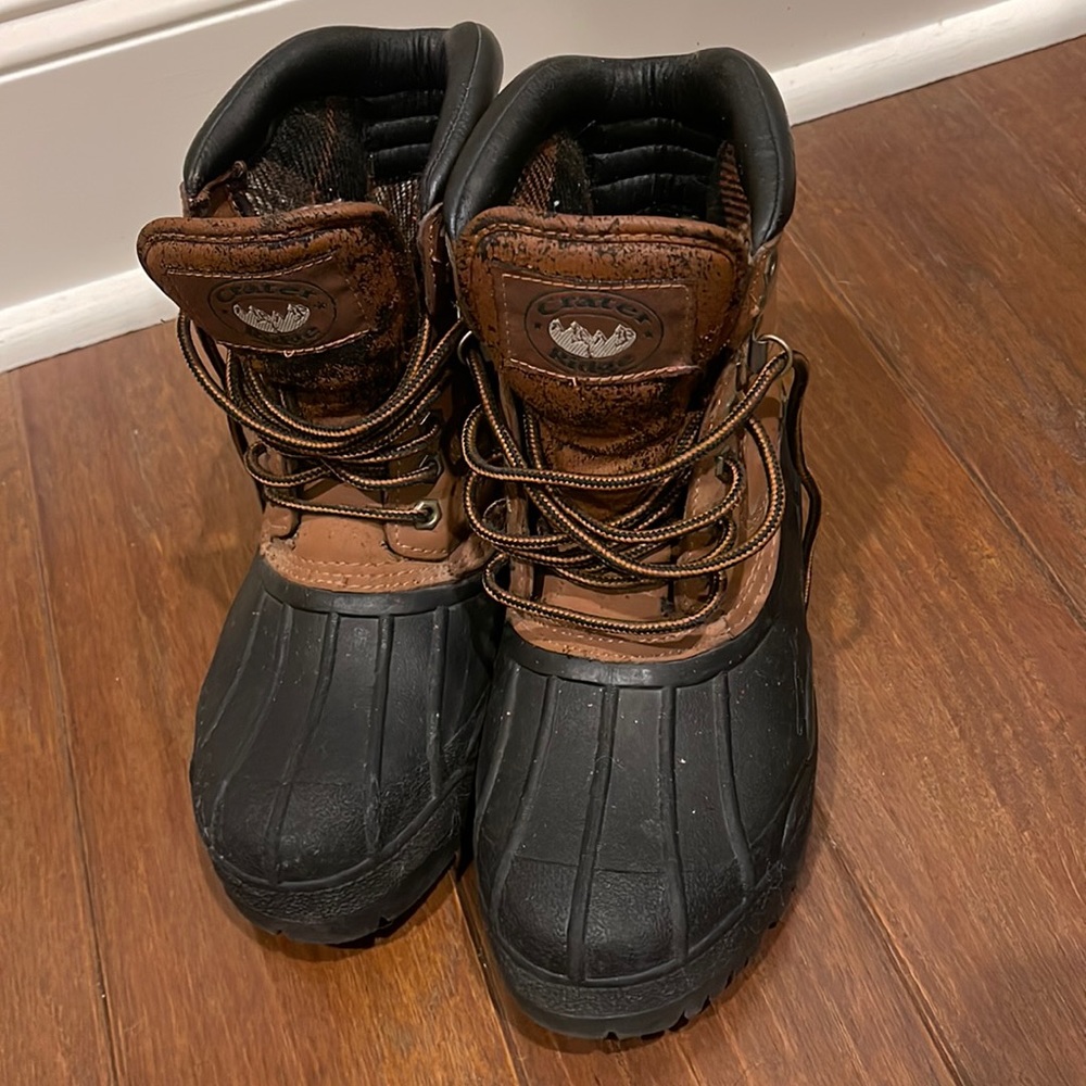 Crater Ridge Duck Boots W-9